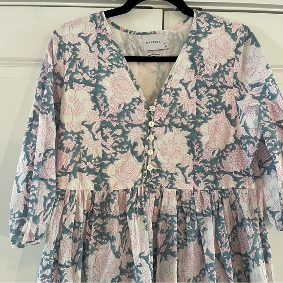 Zen Ethic Floral Dress Size Medium (Paris, France) - Picture 5 of 6